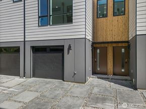 8324 16th Avenue NW D, Seattle WA 98117