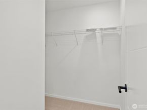 8324 16th Avenue NW D, Seattle WA 98117