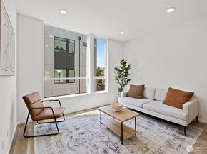 8324 16th Avenue NW D, Seattle WA 98117