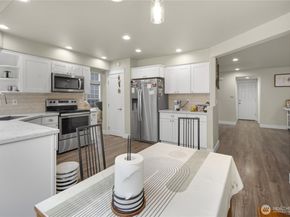 913 S 32nd Street, Renton WA 98055