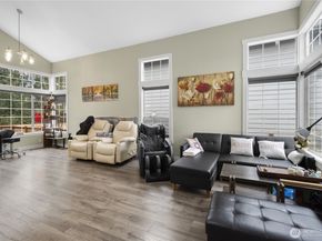 913 S 32nd Street, Renton WA 98055