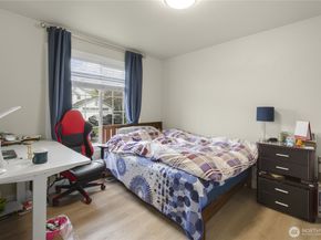 913 S 32nd Street, Renton WA 98055
