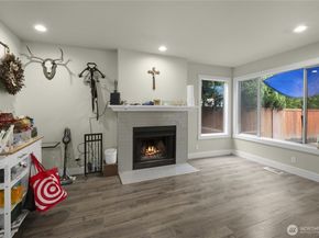 913 S 32nd Street, Renton WA 98055