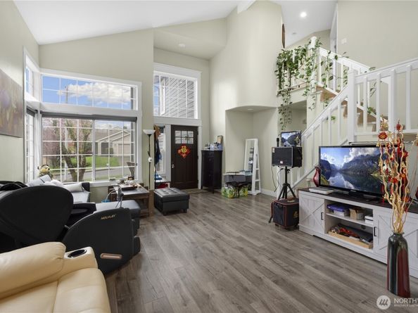 913 S 32nd Street, Renton WA 98055