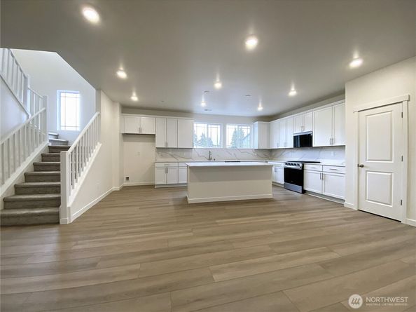 1432 121ST Avenue SE MB 33, Lake Stevens WA 98258