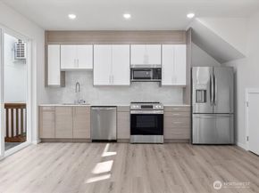 1816 24th Avenue S, Seattle WA 98144