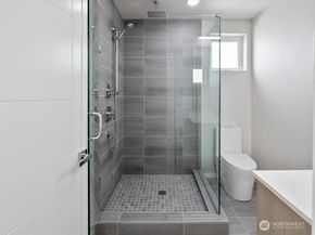 1816 24th Avenue S, Seattle WA 98144