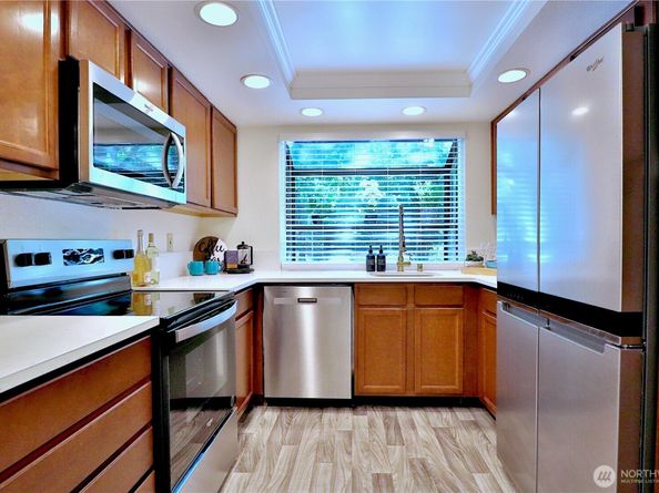 11500 NE 128th Street 48, Kirkland WA 98034