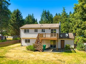 1010 205th Pl Se, Bothell WA 98012