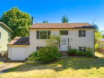 1010 205th Pl Se