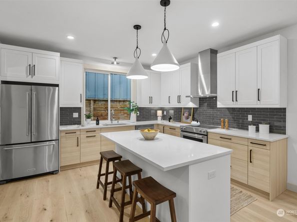 1257 NE 100th Street, Seattle WA 98125