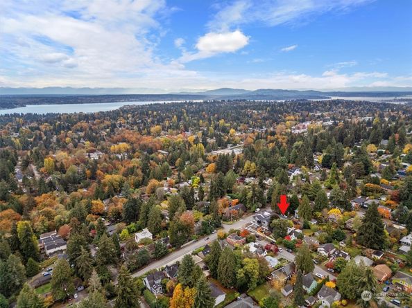 1257 NE 100th Street, Seattle WA 98125