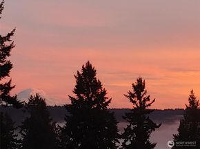 15014 Starr Road SE, Olalla WA 98359
