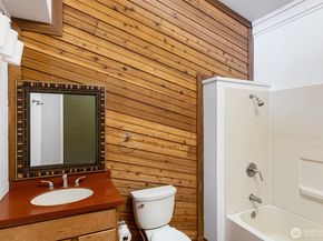 15014 Starr Road SE, Olalla WA 98359