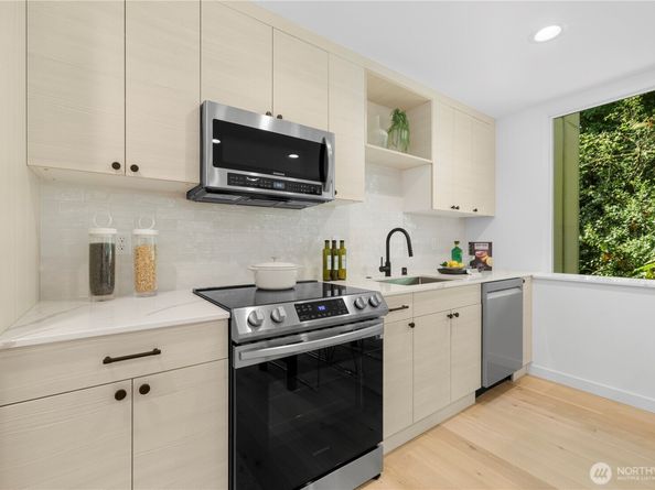 12013 36th Avenue NE, Seattle WA 98125