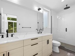12013 36th Avenue NE, Seattle WA 98125