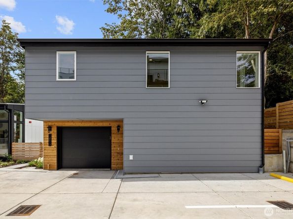 12013 36th Avenue NE, Seattle WA 98125