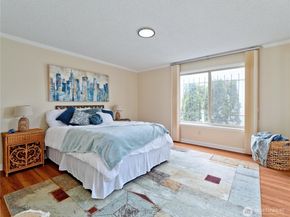 2219 13th Avenue W 1, Seattle WA 98119