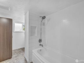 23319 11th Place S, Des Moines WA 98198