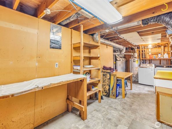 23319 11th Place S, Des Moines WA 98198