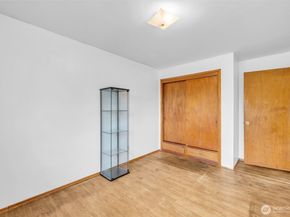 23319 11th Place S, Des Moines WA 98198