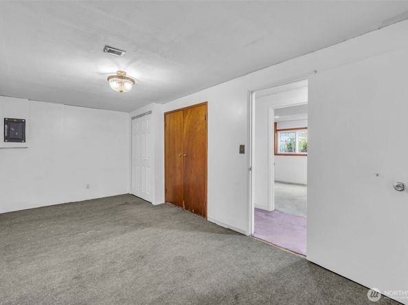 23319 11th Place S, Des Moines WA 98198