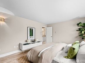 11515 Greenwood Avenue N B, Seattle WA 98133