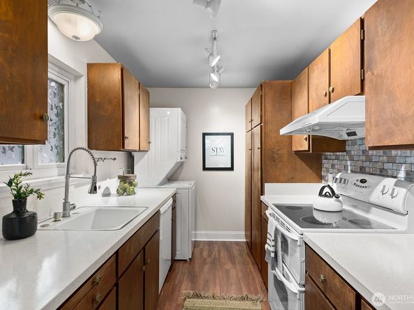 11515 Greenwood Avenue N B, Seattle WA 98133