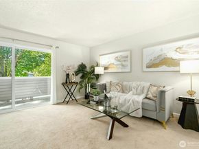 12513 NE 130th Way C204, Kirkland WA 98034