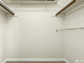 12513 NE 130th Way C204, Kirkland WA 98034