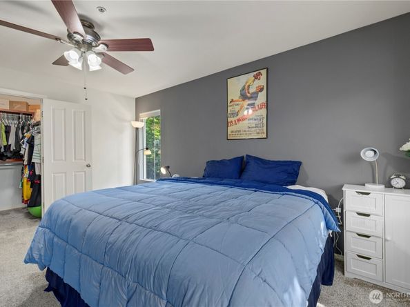 23782 SE Summerhill Lane 54, Issaquah WA 98029