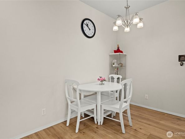 23782 SE Summerhill Lane 54, Issaquah WA 98029