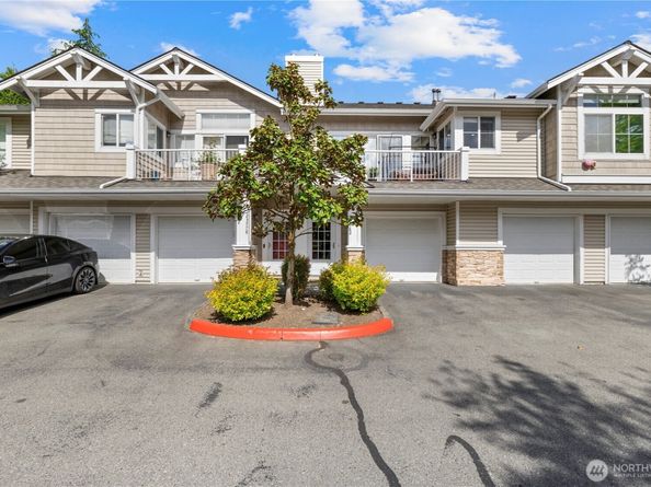 23782 SE Summerhill Lane 54, Issaquah WA 98029