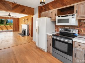 25443 Pioneer Way NW, Poulsbo WA 98370