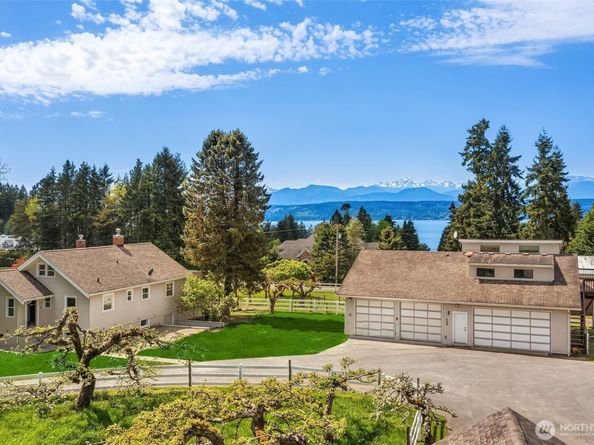 25443 Pioneer Way NW, Poulsbo WA 98370