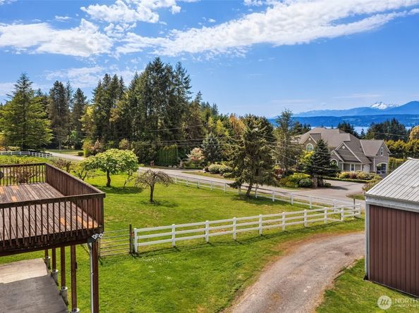 25443 Pioneer Way NW, Poulsbo WA 98370