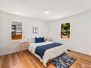 3811 NE 89th Street, Seattle WA 98115