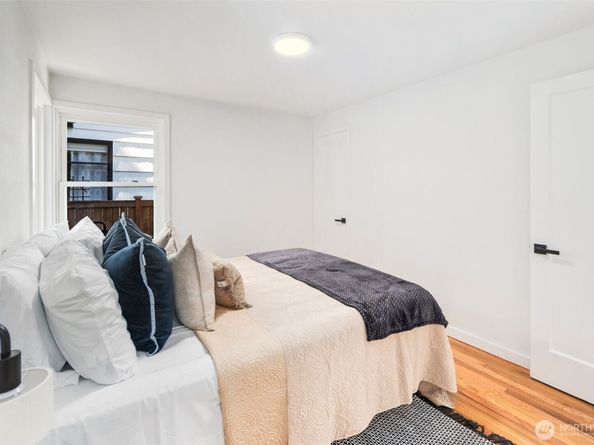 3811 NE 89th Street, Seattle WA 98115