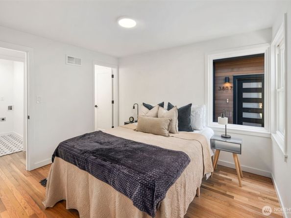 3811 NE 89th Street, Seattle WA 98115