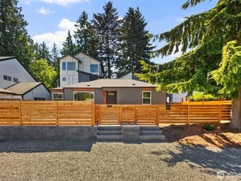 3811 NE 89th Street