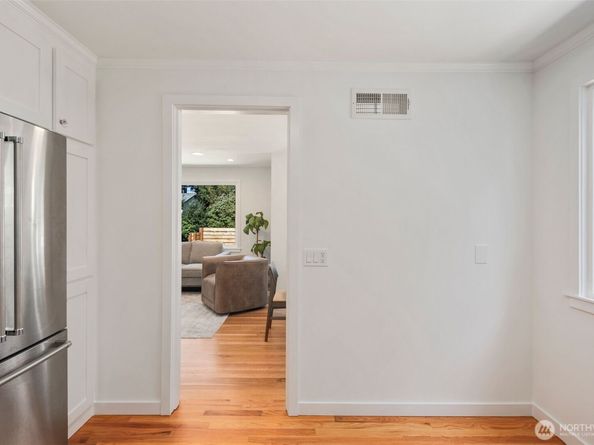 3811 NE 89th Street, Seattle WA 98115