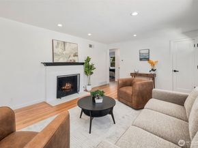 3811 NE 89th Street, Seattle WA 98115