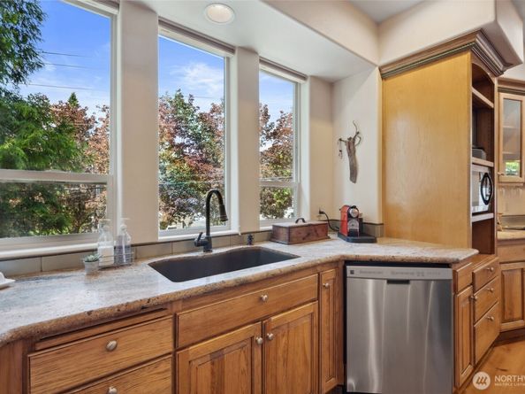 11205 NE 95th Street, Kirkland WA 98033