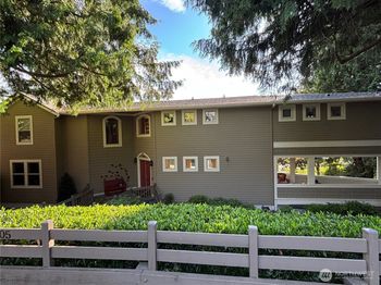 11205 NE 95th Street