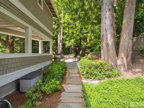 11205 NE 95th Street, Kirkland WA 98033