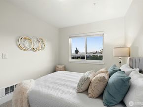 133 Queen Anne Avenue N 304, Seattle WA 98109