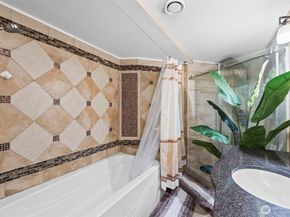 12433 SE 264th Street, Kent WA 98030