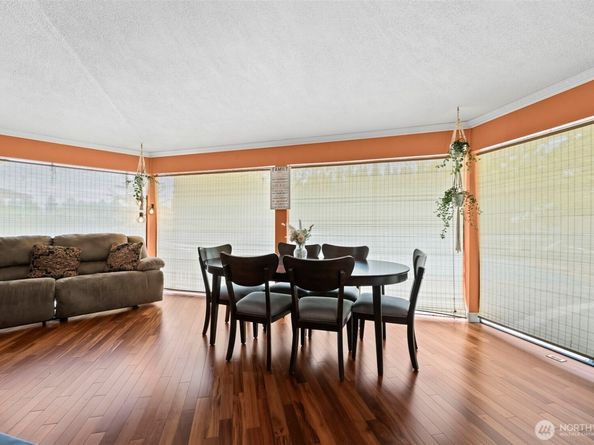 12433 SE 264th Street, Kent WA 98030