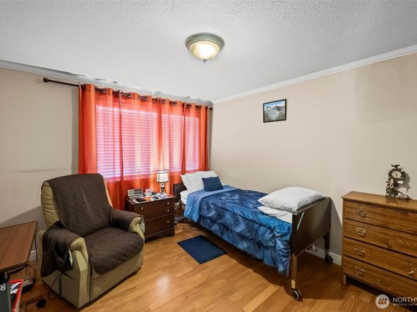 12433 SE 264th Street, Kent WA 98030