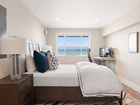 1588 Alki Avenue SW, Seattle WA 98116